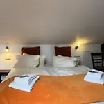 Gruppenhaus In *
