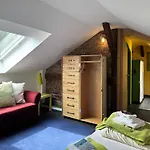 Ferienhaus Gruppenhaus In *