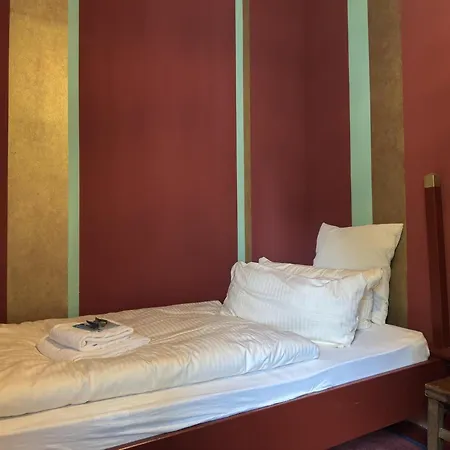 Gruppenhaus In 펜션 *